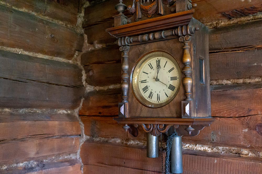 amish wall clocks custom built