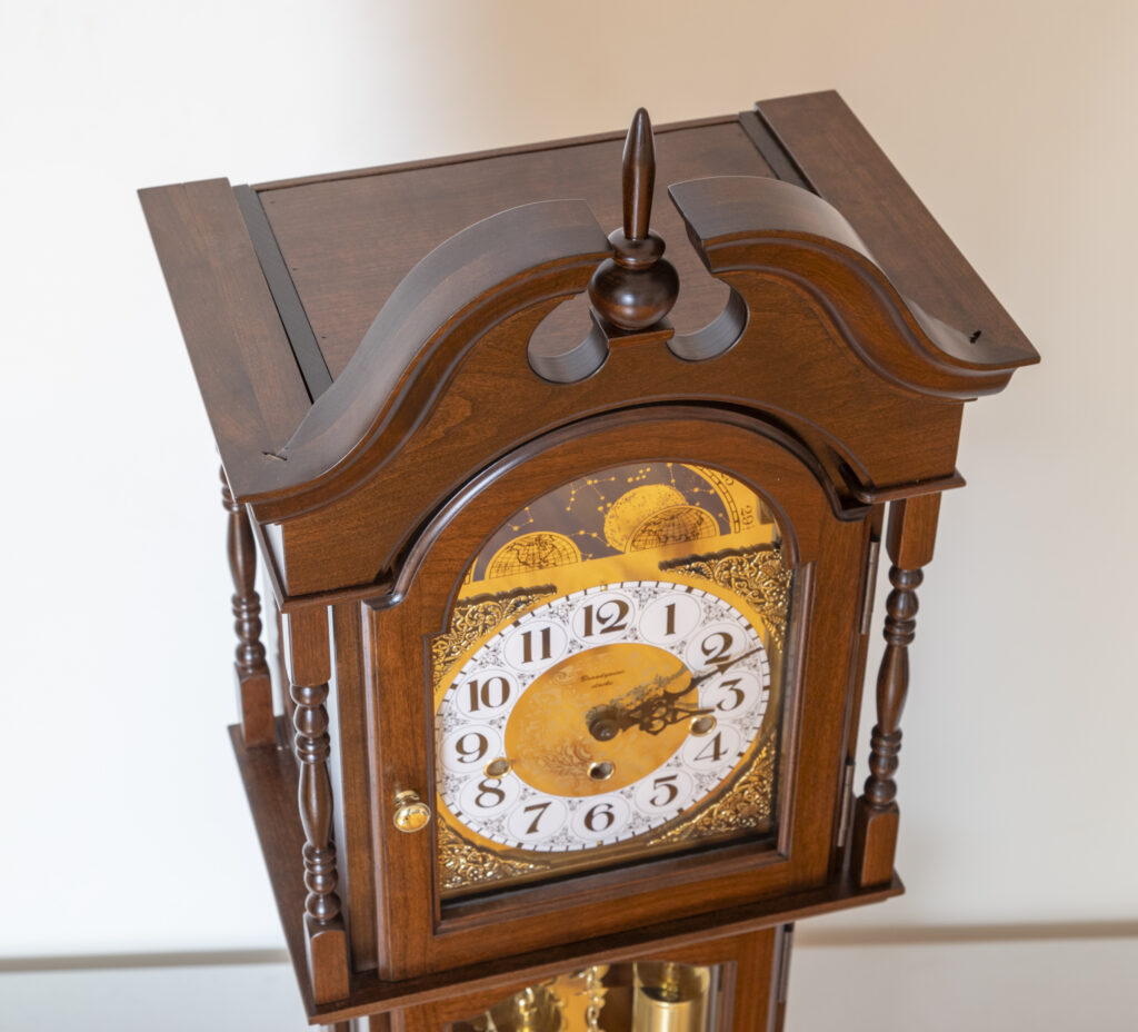 The Grandson Clock A Unique Miniature Grandfather Clock Old Time Chimes